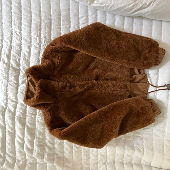 Mystree soft brown teddy bomber jacket size small adorable like new - Picture 2 of 7